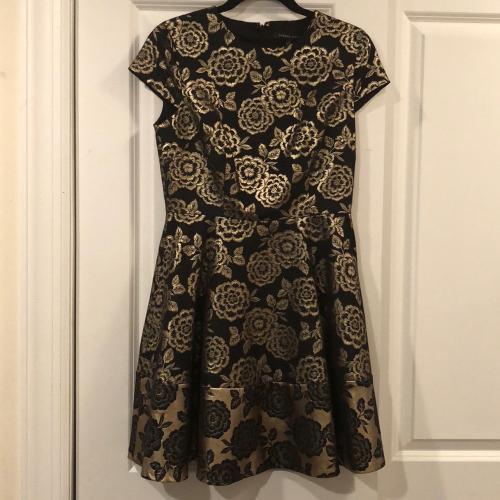 Black & Gold CYNTHIA STEFFE